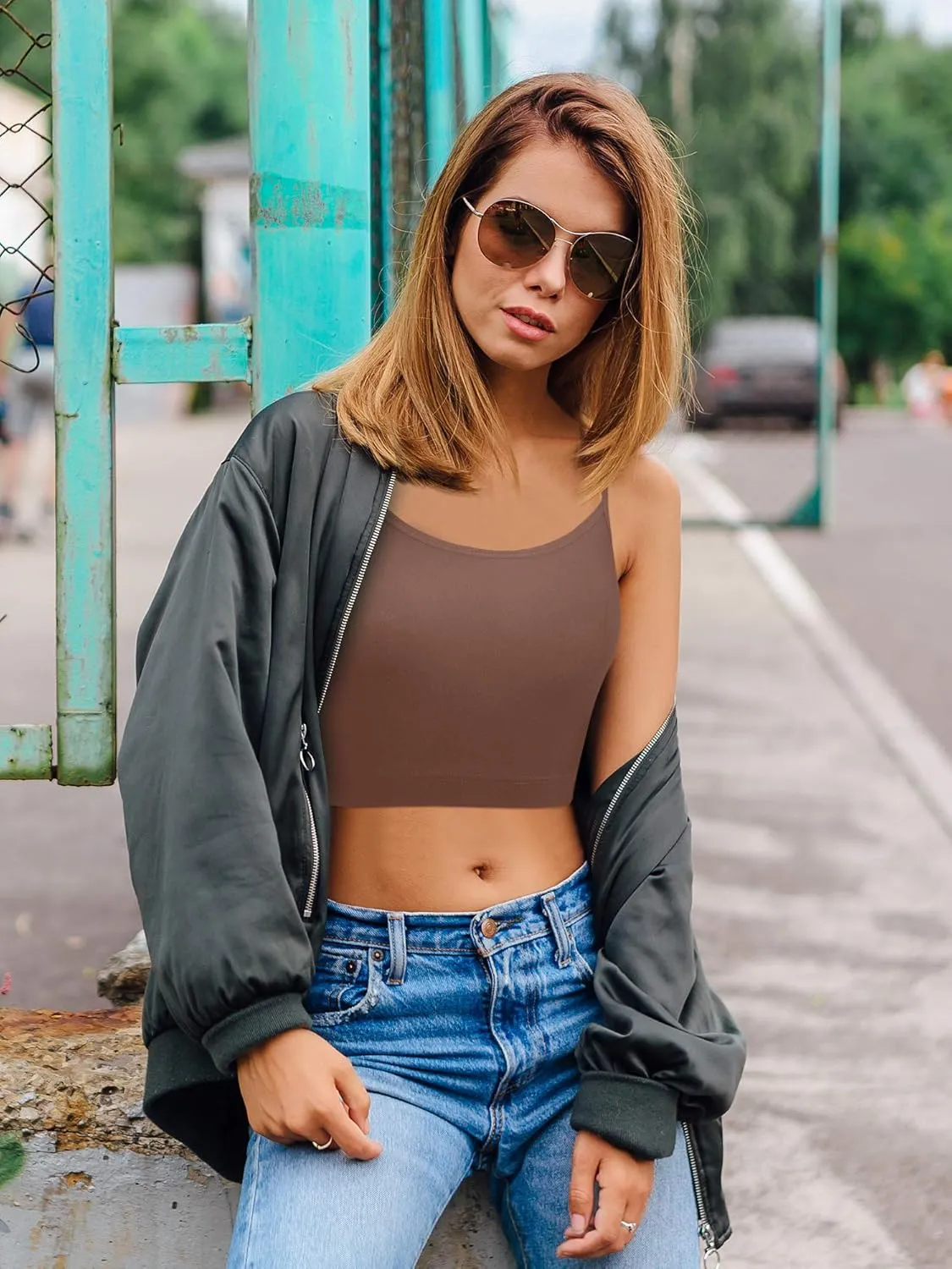 Boao 4 Pack Women's Cropped Tank Tops, Cotton Spaghetti Strap Crop Top Basic Sports Crop Cami Half Camisoles for Teen Girls